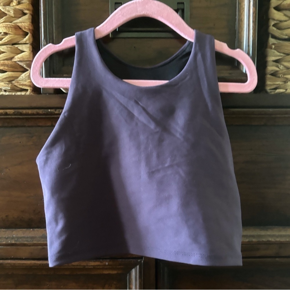 Old Navy Active Powersoft go-dry tank top in size M